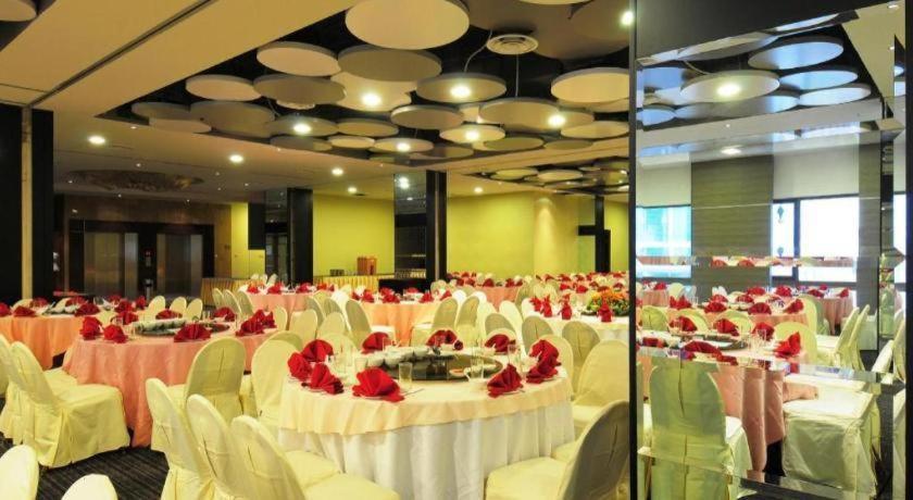Tanahmas The Sibu Hotel Exterior foto