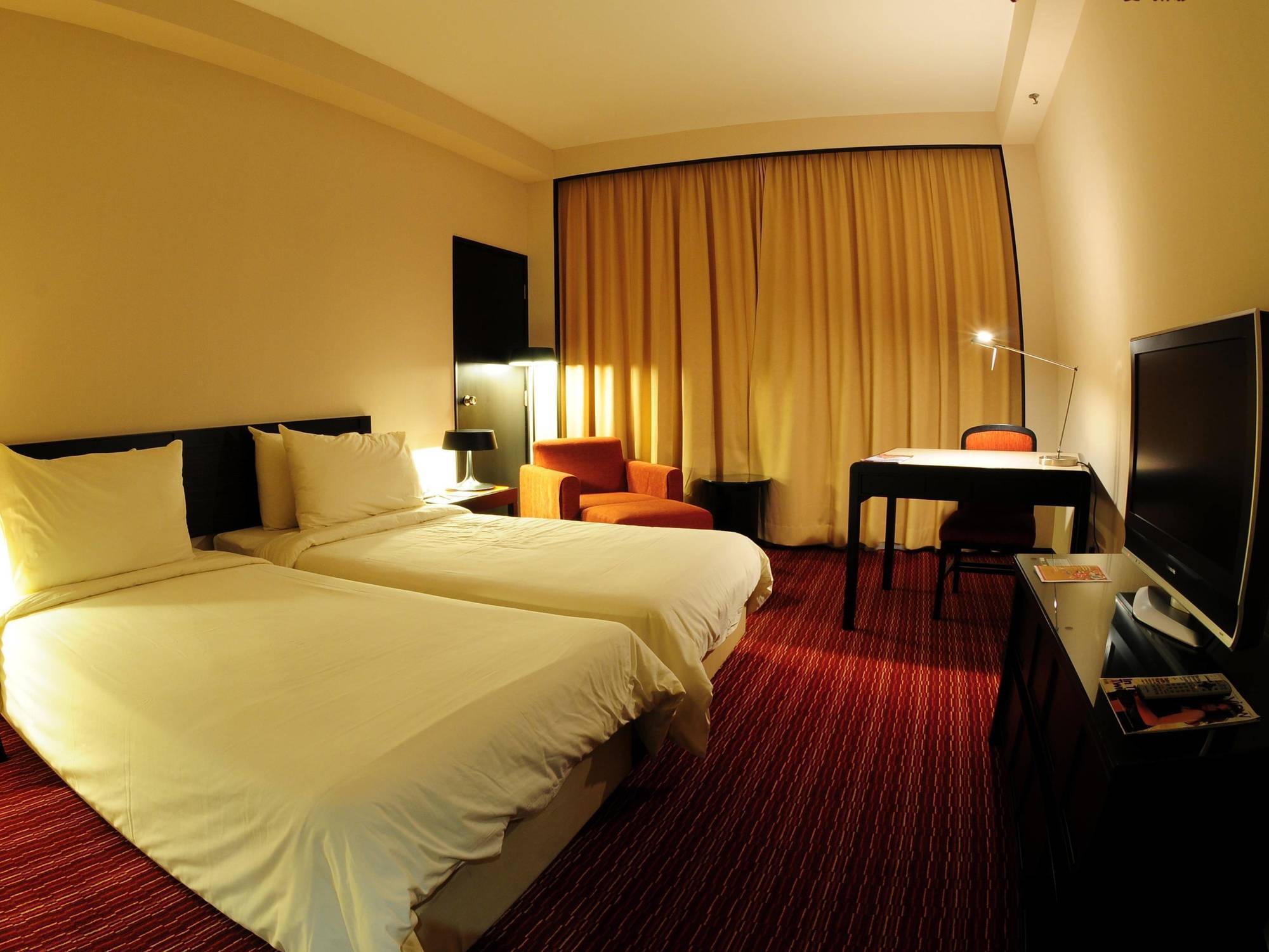 Tanahmas The Sibu Hotel Exterior foto